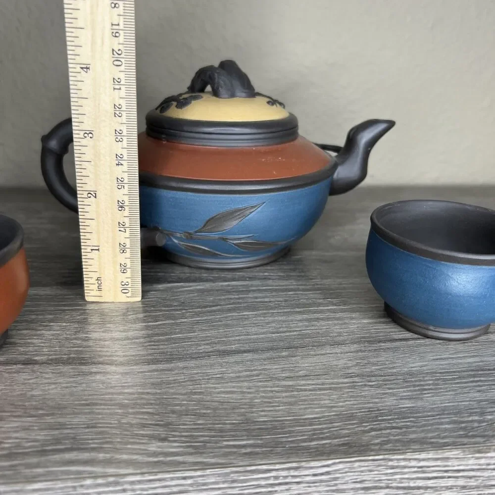 Vintage Chinese Handmade Yixing Zisha Clay Teapot And Teacups Artist Signed